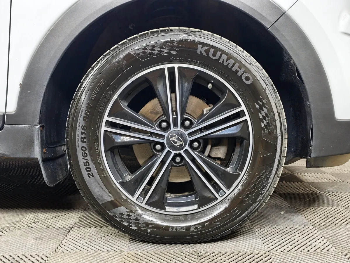 Hyundai Creta 1.6 MT (123 л.с.) Active Белый в АВИЛОН. Слайд №9