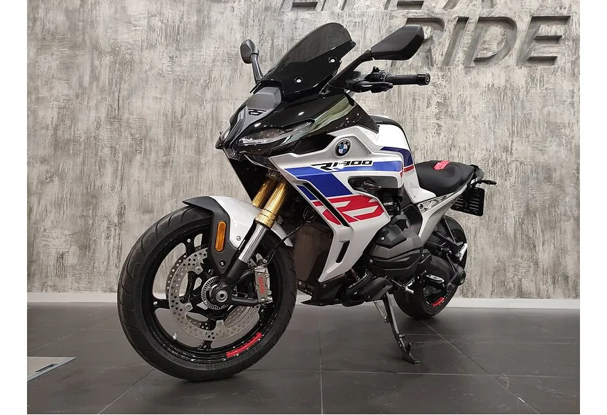 АВИЛОН - BMW Motorrad R 1300 RS 1300 см³ (145 л.с.) (145) 1300 Синий - slide 9558033