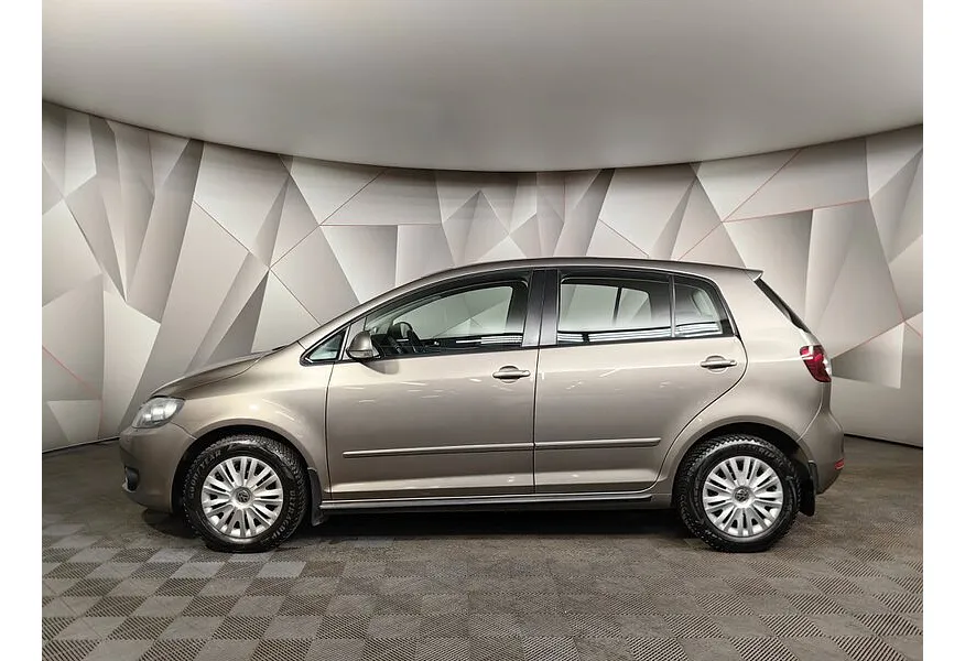 Volkswagen Golf 1.6 DSG (102 л.с.) Trendline Коричневый в АВИЛОН. Слайд №5