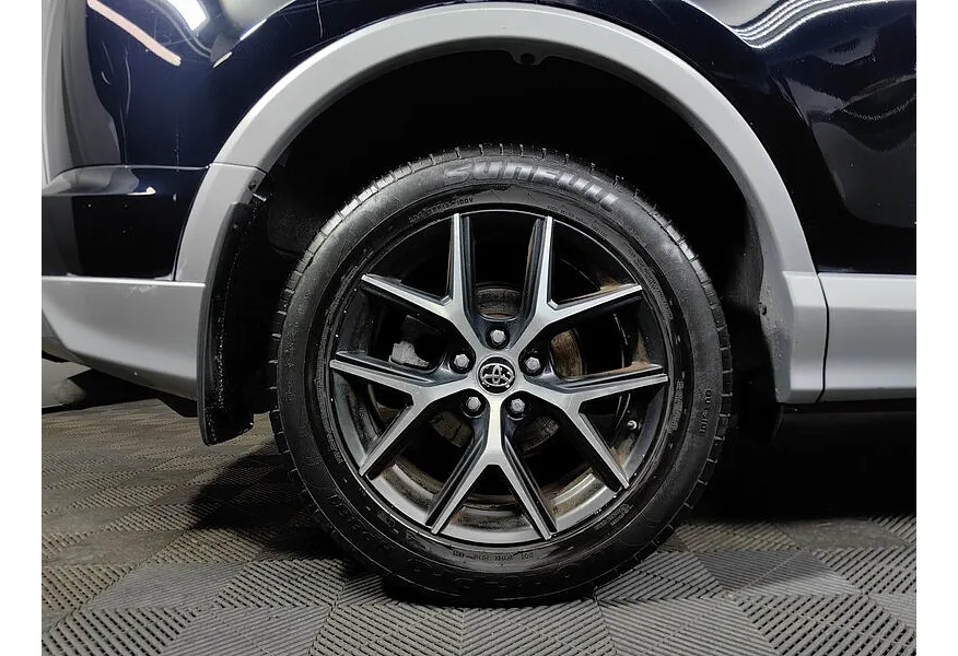 LIVE. Слайд №16