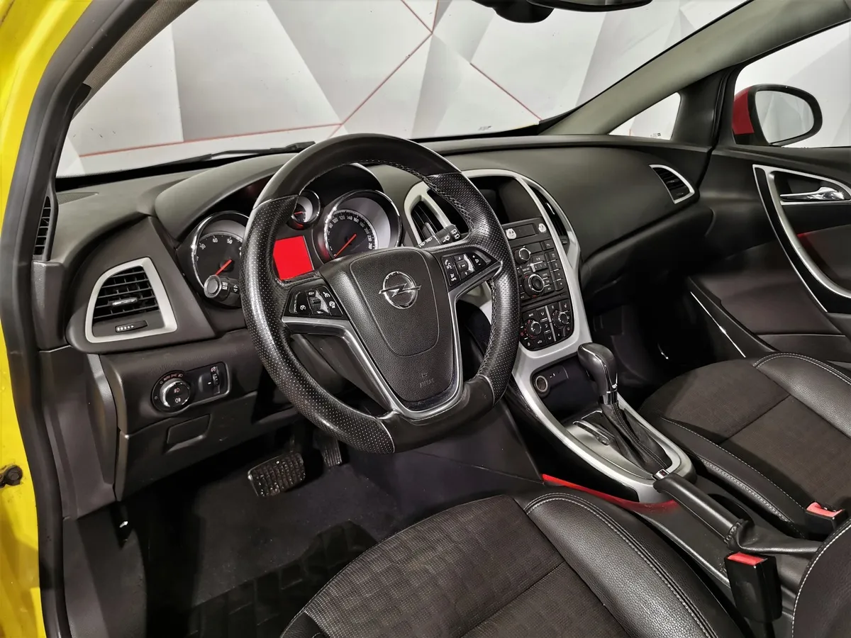 Opel Astra 1.4 Turbo AT (140 л.с.) Enjoy Желтый в АВИЛОН. Слайд №14