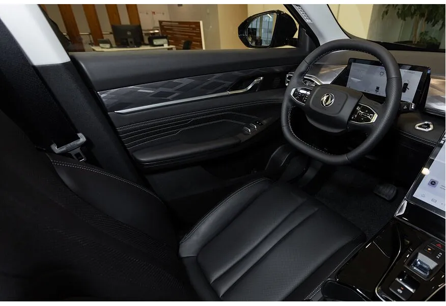 Dongfeng Mage 1.5 AMT FWD (197 л.с.) Emotion Черный в АВИЛОН. Слайд №16