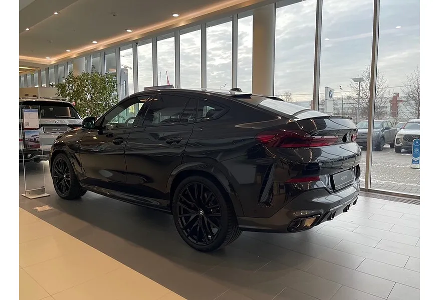 BMW X6 xDrive40d AT (340 л.с.) Черный в АВИЛОН. Слайд №5
