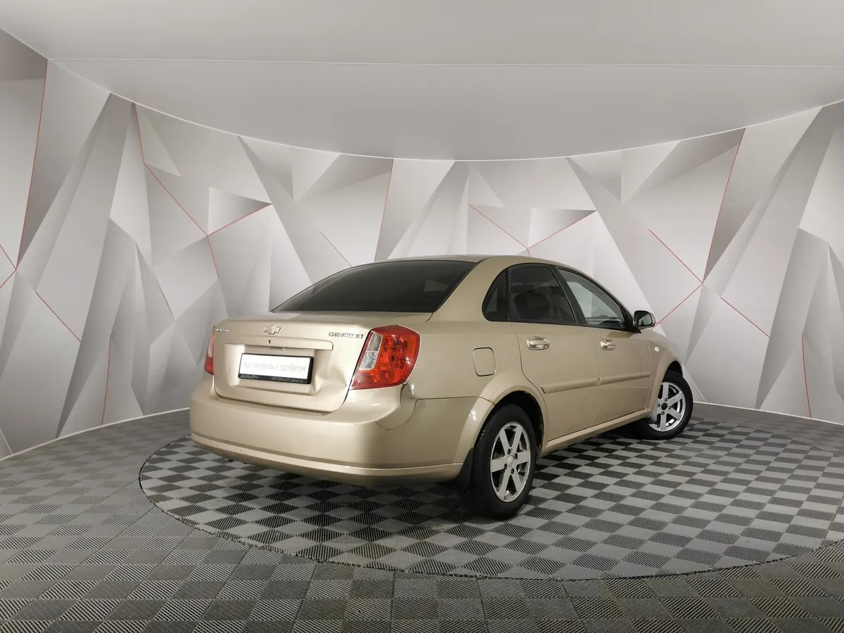 Chevrolet Lacetti 1.6 MT (109 л.с.) Бежевый в АВИЛОН. Слайд №2