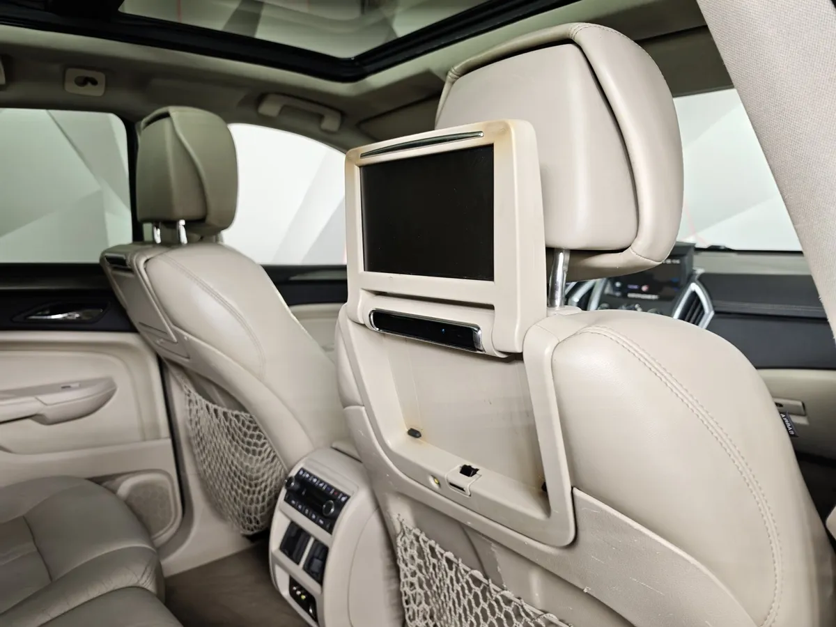 Cadillac SRX 3.0 V6 SIDI (269 л.с.) Серый в АВИЛОН. Слайд №22