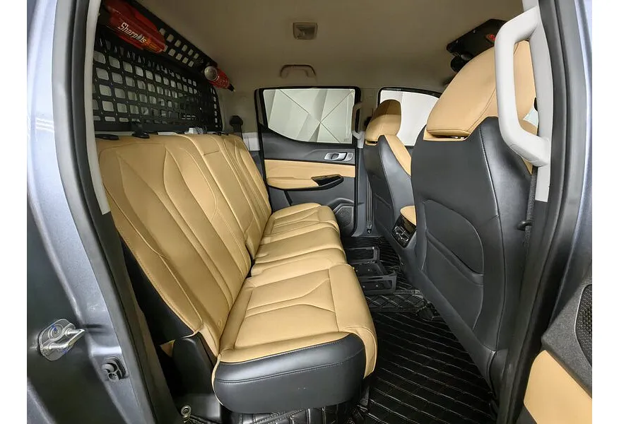 Changan HUNTER PLUS 2.0 AT 4WD (226 л.с.) Luxe Серый в АВИЛОН. Слайд №16