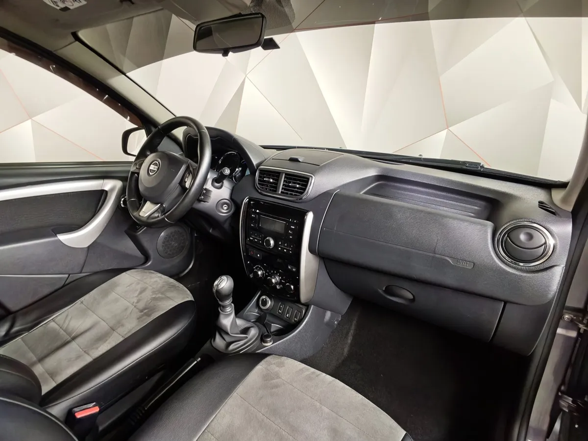 Nissan Terrano 2.0 MT AWD (143 л.с.) Серый в АВИЛОН. Слайд №13