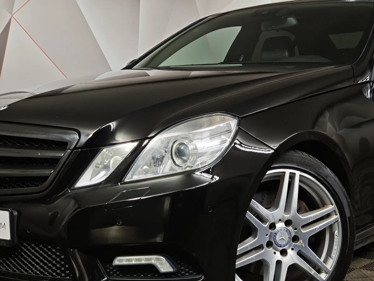 Mercedes-Benz E-Класс E 200 T CGI BlueEfficiency AT (184 л.с.) Черный в АВИЛОН. Слайд №10