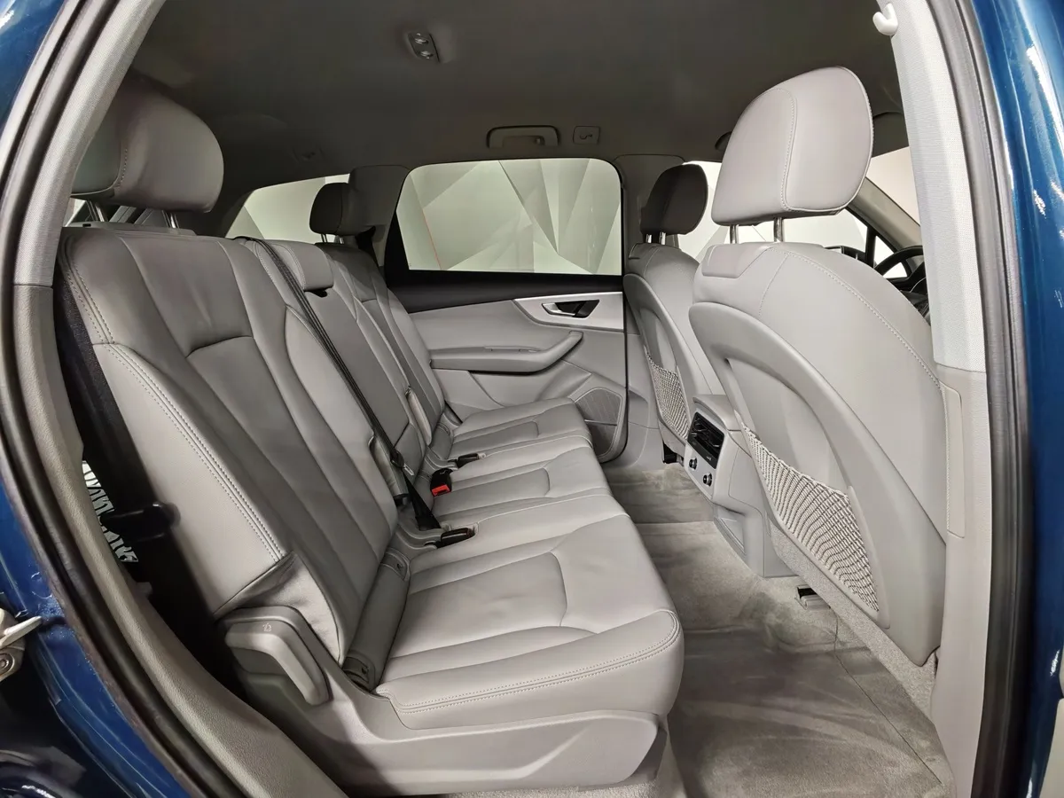 Audi Q7 3.0 TDI Tiptronic quattro (249 л.с.) Sport Синий в АВИЛОН. Слайд №16