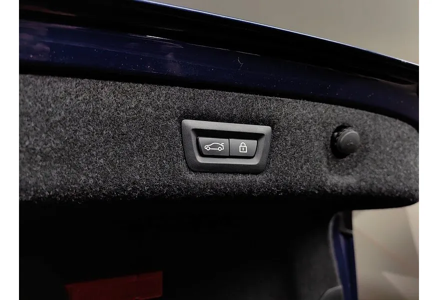 BMW 5 серия 530d xDrive Steptronic (249 л.с.) M Sport Plus Синий в АВИЛОН. Слайд №16