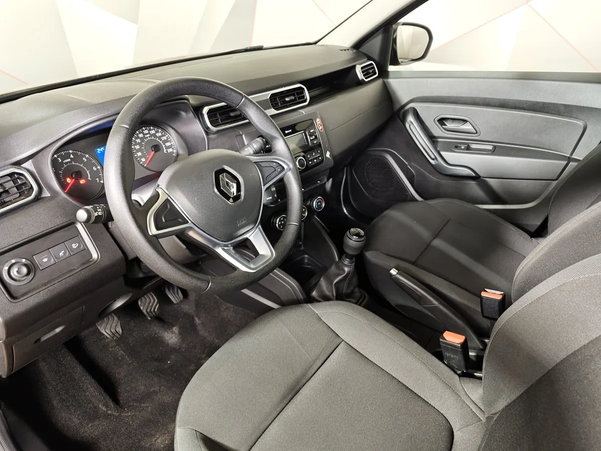Renault Duster 1.6 MT 4WD (115 л.с.) Оранжевый в АВИЛОН. Слайд №19