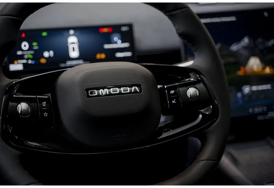 OMODA C7 1.6 DCT 4WD (150 л.с.) Стиль Черный в АВИЛОН. Слайд №10