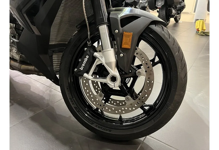 BMW Motorrad S 1000 R S 1000 R 999 см³ (160) 999 Черный в АВИЛОН. Слайд №13