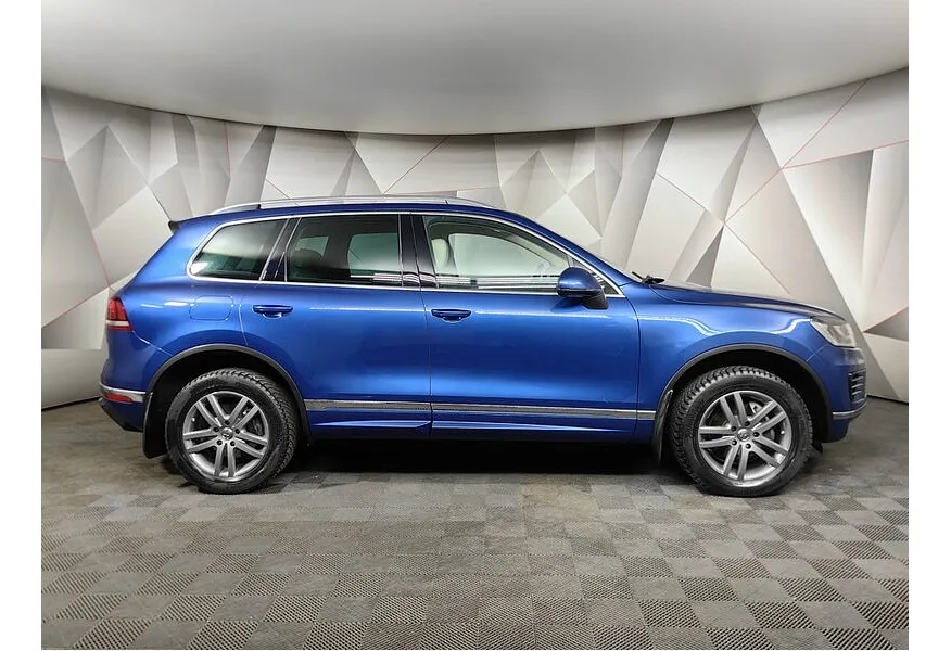 Volkswagen Touareg 3.0 TDI Tiptronic 4Motion (204 л.с.) Синий в АВИЛОН. Слайд №6