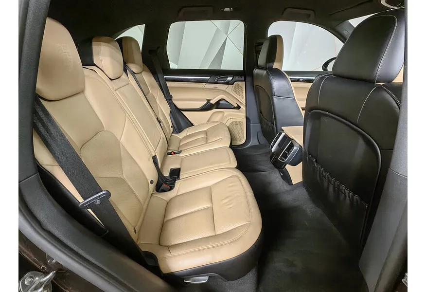 Porsche Cayenne Diesel 3.0 Tiptronic S AWD (245 л.с.) Коричневый в АВИЛОН. Слайд №14