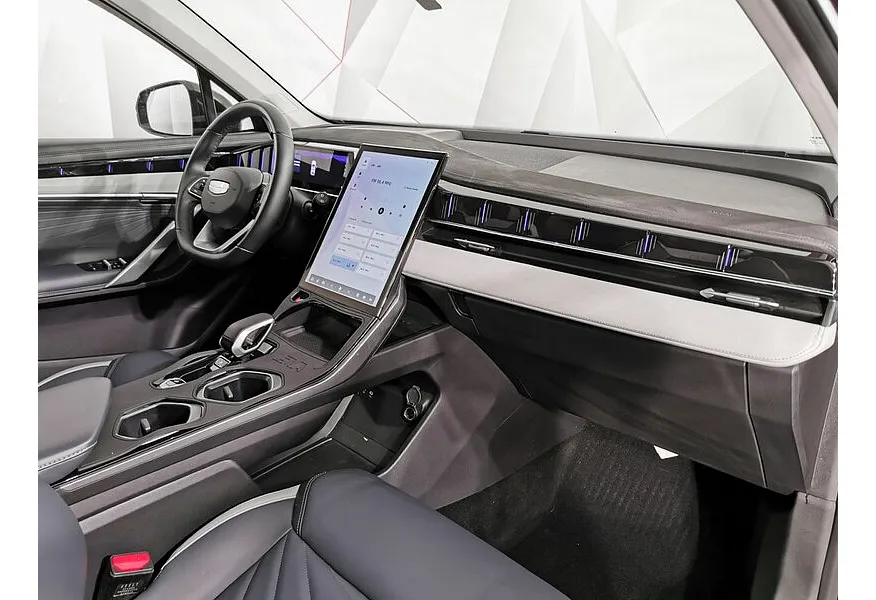 Geely Atlas 2.0T AT 4WD (200 л.с.) Flagship Черный в АВИЛОН. Слайд №13