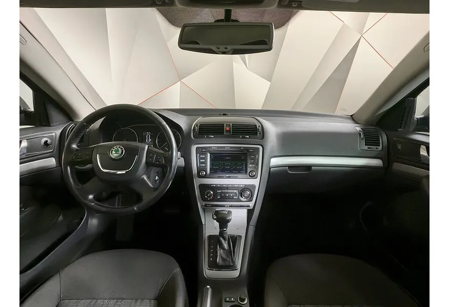 Skoda Octavia 1.4 TSI DSG (122 л.с.) Черный в АВИЛОН. Слайд №12