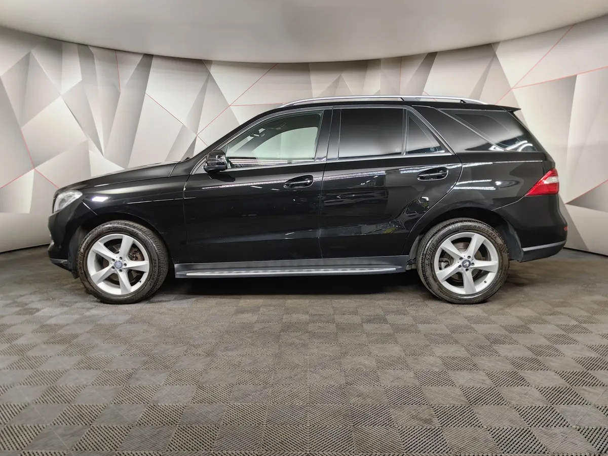 Mercedes-Benz M-Класс ML 350 BlueTEC 7G-Tronic Plus 4Matic (258 л.с.) Черный в АВИЛОН. Слайд №5