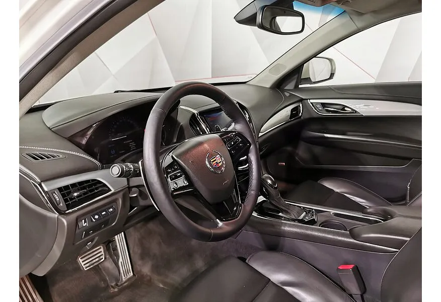 Cadillac ATS 2.0 AT RWD (276 л.с.) Standard Белый в АВИЛОН. Слайд №19 Cadillac ATS 2.0 AT RWD (276 л.с.) Standard Белый в АВИЛОН. Слайд №19