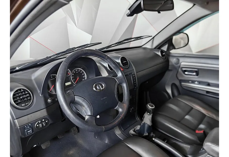 Great Wall Hover H3 2.0 MT 4WD (122 л.с.) Super Luxe Оранжевый в АВИЛОН. Слайд №17