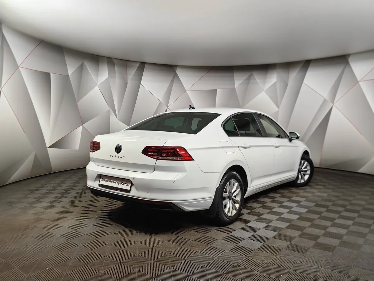 Volkswagen Passat 1.4 TSI DSG (150 л.с.) Business Белый в АВИЛОН. Слайд №2