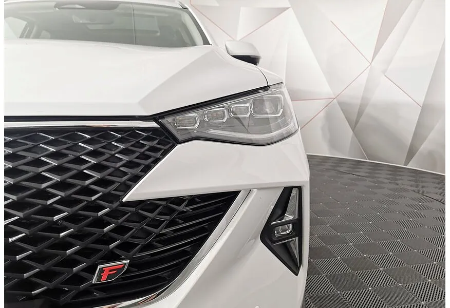 Haval F7 2.0T AWD 7DCT (190 л.с.) Tech Plus Белый в АВИЛОН. Слайд №10