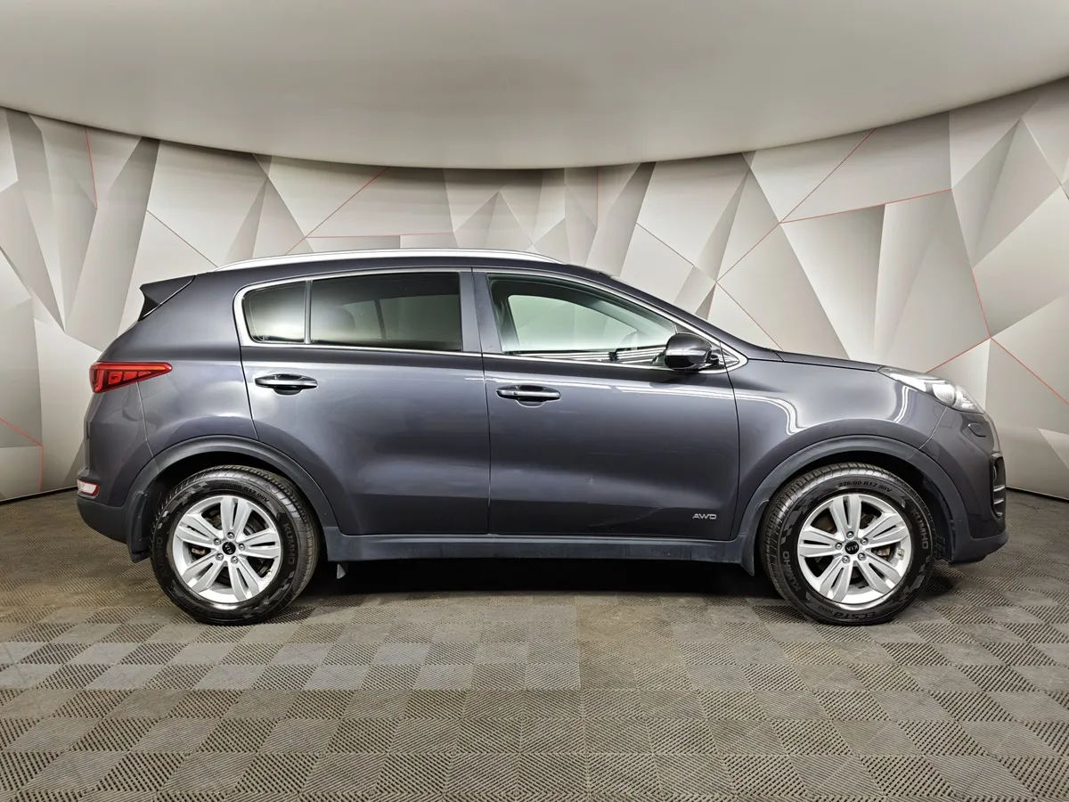 Kia Sportage 2.0 AT 4WD (150 л.с.) Prestige Серый в АВИЛОН. Слайд №6