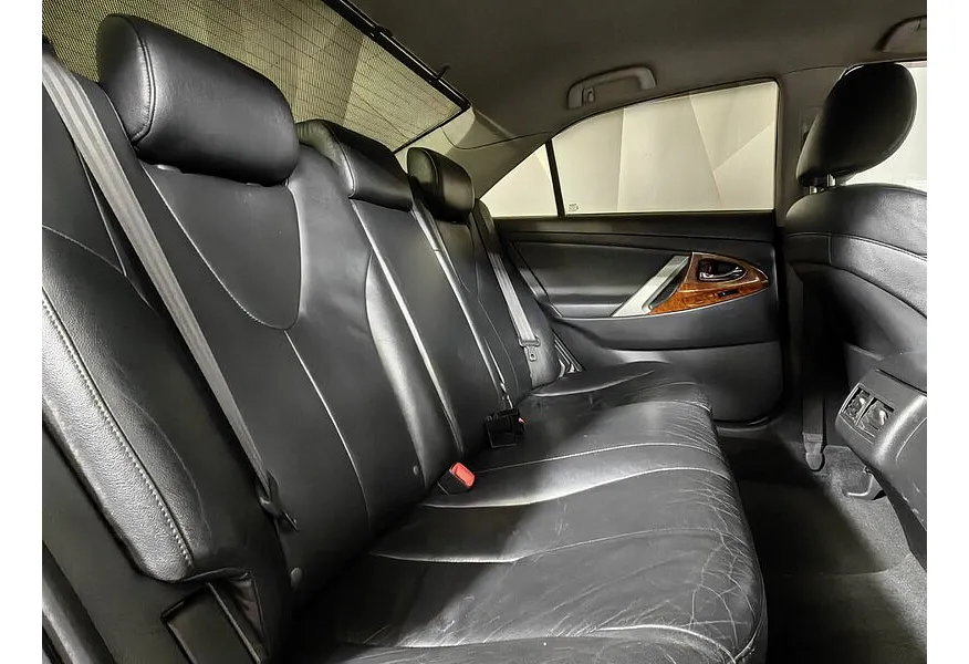 Toyota Camry 3.5 Dual VVT-i AT (277 л.с.) Черный в АВИЛОН. Слайд №16 Toyota Camry 3.5 Dual VVT-i AT (277 л.с.) Черный в АВИЛОН. Слайд №16