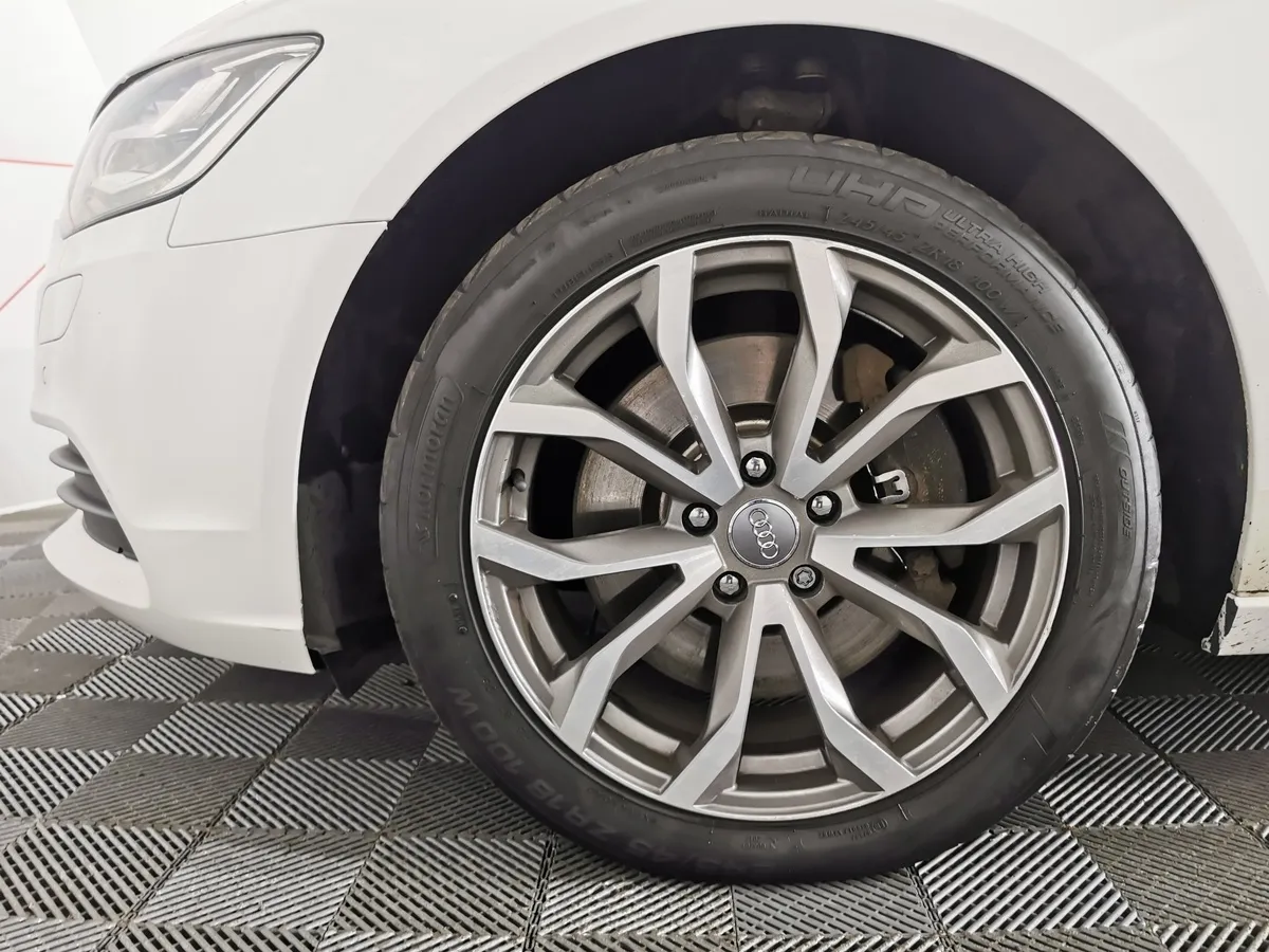 Audi A6 3.0 TDI S tronic quattro (245 л.с.) Белый в АВИЛОН. Слайд №9