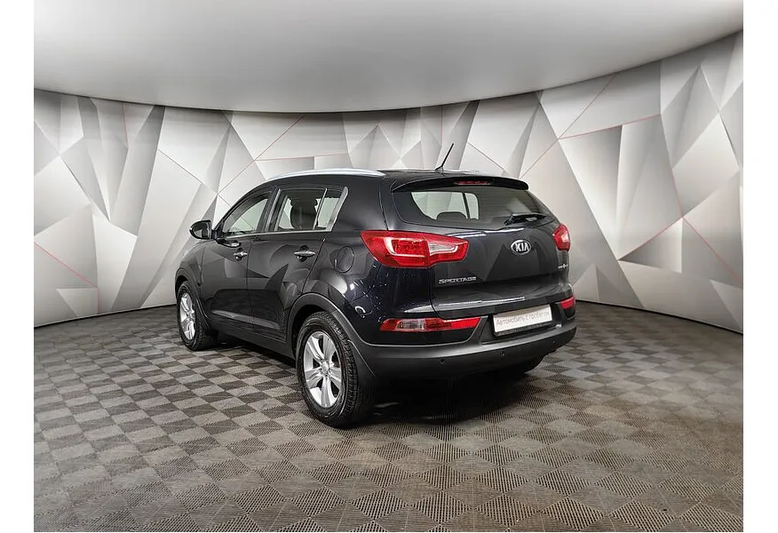 Kia Sportage 2.0 AT (150 л.с.) Черный в АВИЛОН. Слайд №4