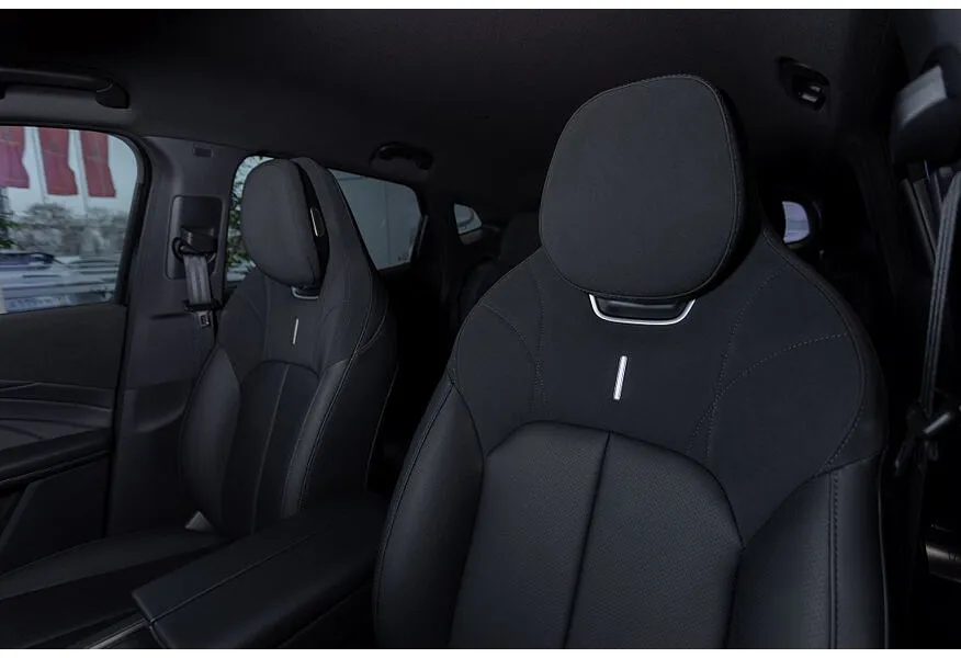 OMODA C7 1.6 DCT (150 л.с.) Lifestyle Черный в АВИЛОН. Слайд №14