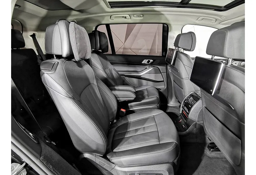 BMW X7 xDrive30d Steptronic (249 л.с.) M Sport Pro Черный в АВИЛОН. Слайд №14