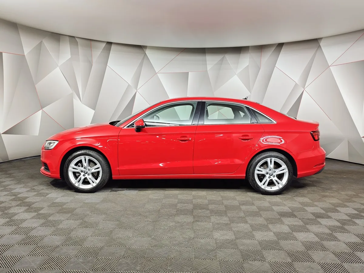 Audi A3 1.4 TFSI AT (150 л.с.) Красный в АВИЛОН. Слайд №5