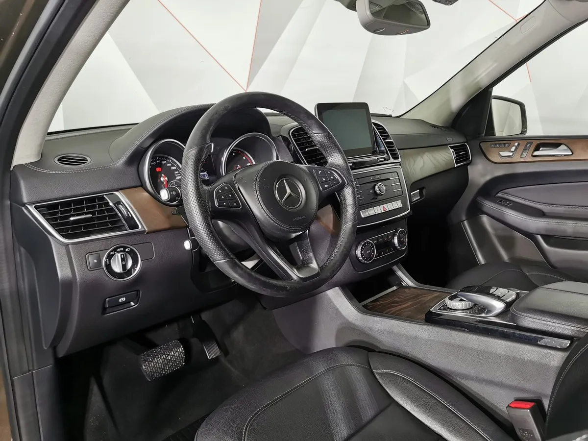 Mercedes-Benz GLS 350 d 4MATIC 9G-TRONIC (249 л.с.) Особая серия Коричневый в АВИЛОН. Слайд №18