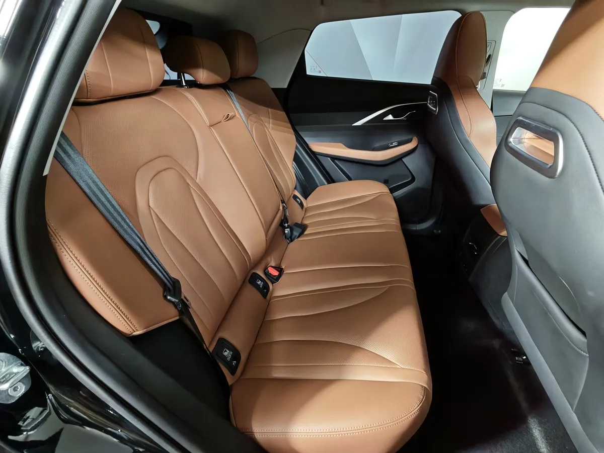 Omoda C5 1.5T CVT (147 л.с.) Ultimate Черный в АВИЛОН. Слайд №16