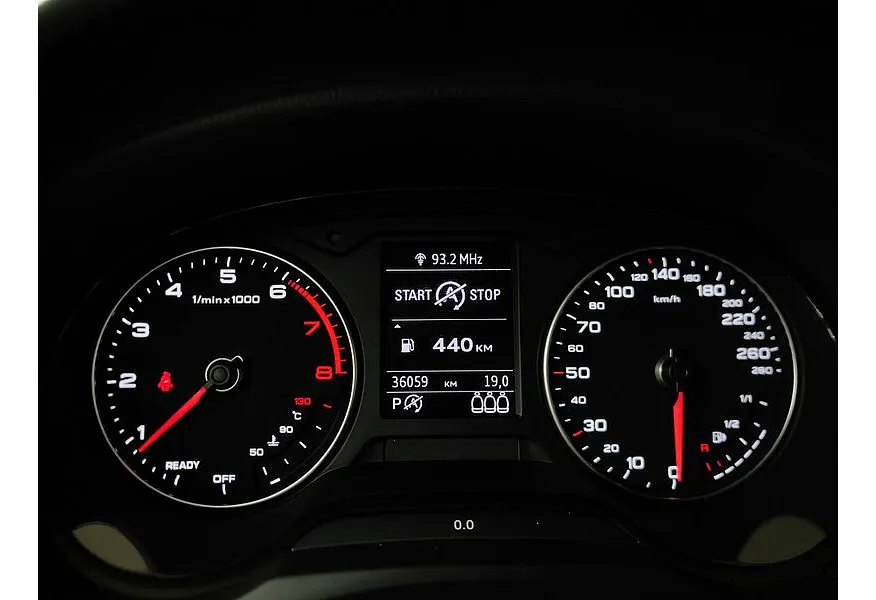 Audi A3 2.0 TFSI S-tronic (190 л.с.) Sport Белый в АВИЛОН. Слайд №18