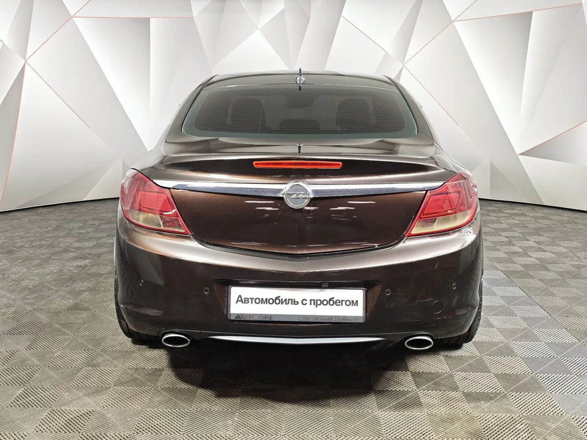 Opel Insignia 2.0 Turbo AT (220 л.с.) Коричневый в АВИЛОН. Слайд №8