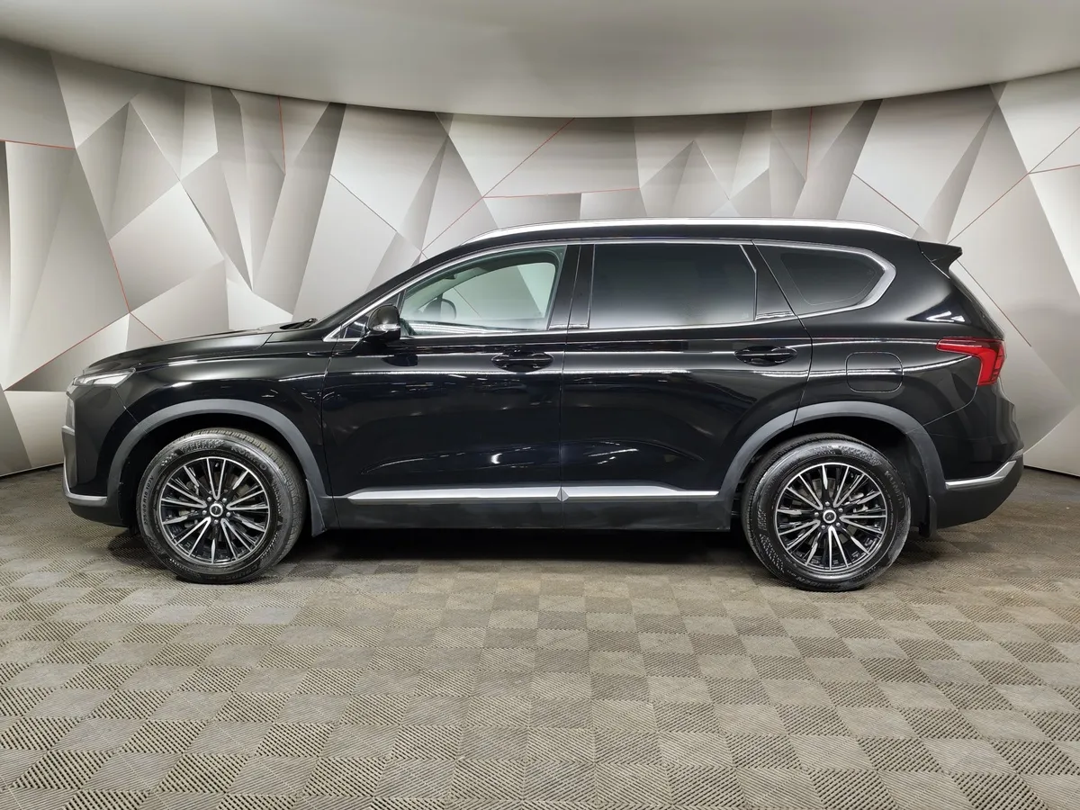 Hyundai Santa Fe 2.5 AWD 6AT (180 л.с.) High-Tech Черный в АВИЛОН. Слайд №5