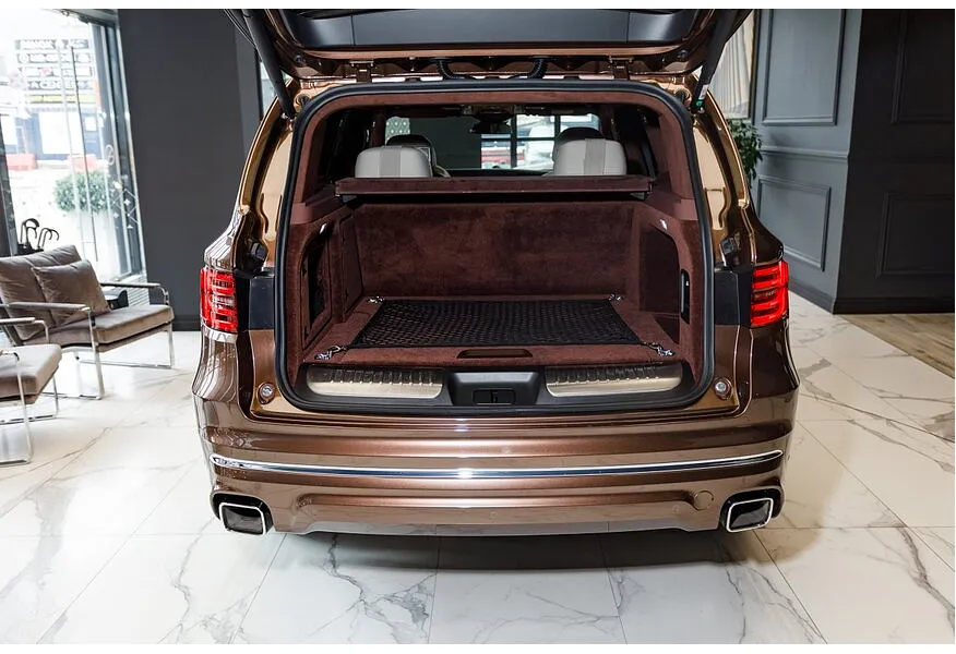 AURUS Komendant 4.4 AWD AT (598 л.с.) Оранжевый в АВИЛОН. Слайд №22