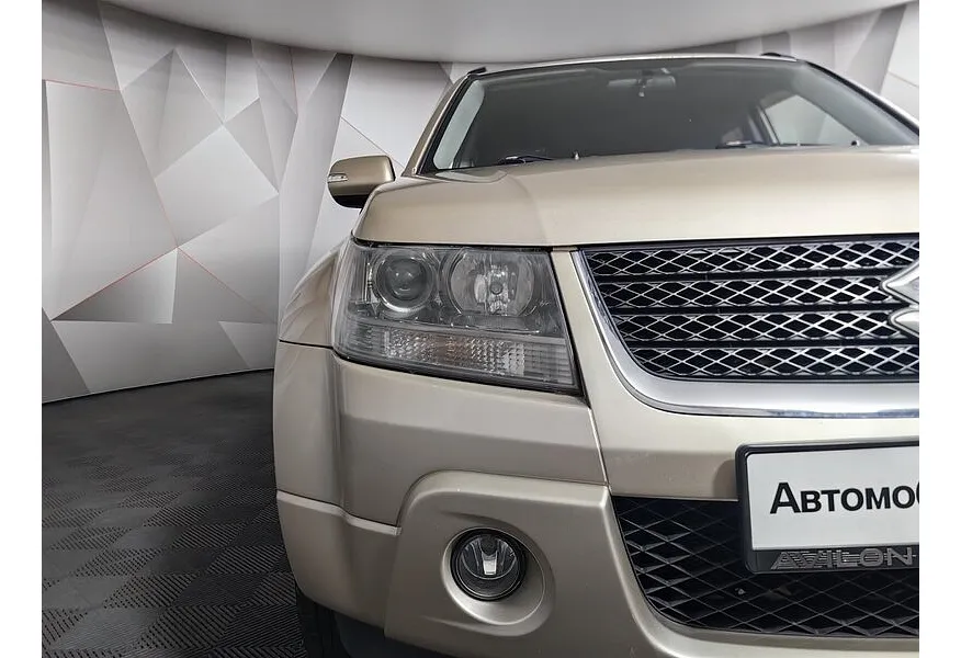 LIVE. Слайд №17