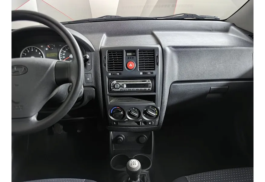 АВИЛОН - Hyundai Getz 1.4 MT (97 л.с.) Серебристый - slide 9
