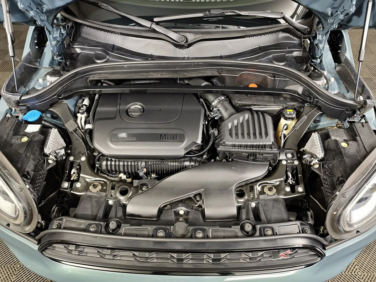 Mini Countryman Cooper S 2.0 ALL4 AT (192 л.с.) Зеленый в АВИЛОН. Слайд №10