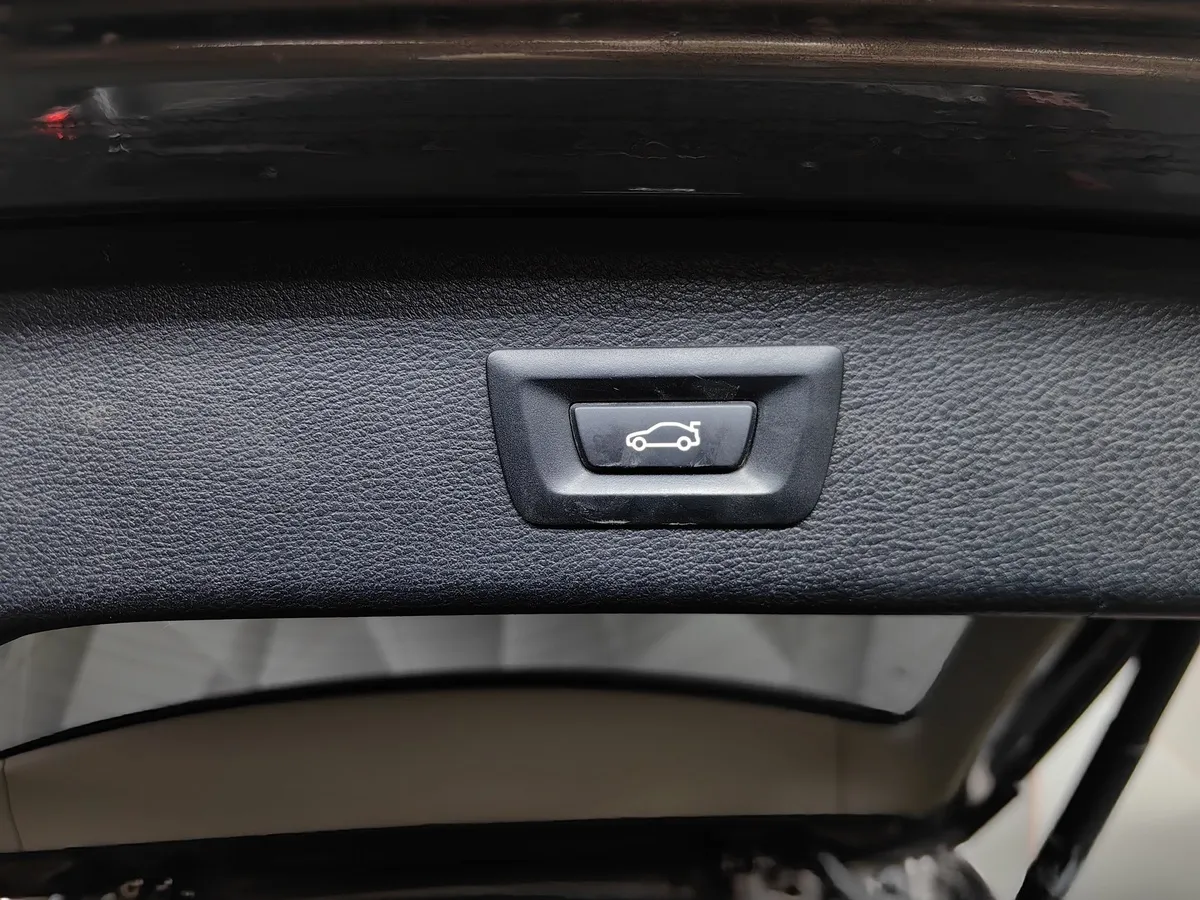BMW X3 xDrive28i AT (245 л.с.) Коричневый в АВИЛОН. Слайд №16