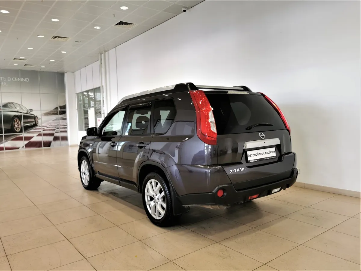 Nissan X-Trail 2.0 CVT AWD (141 л.с.) Серый в АВИЛОН. Слайд №4