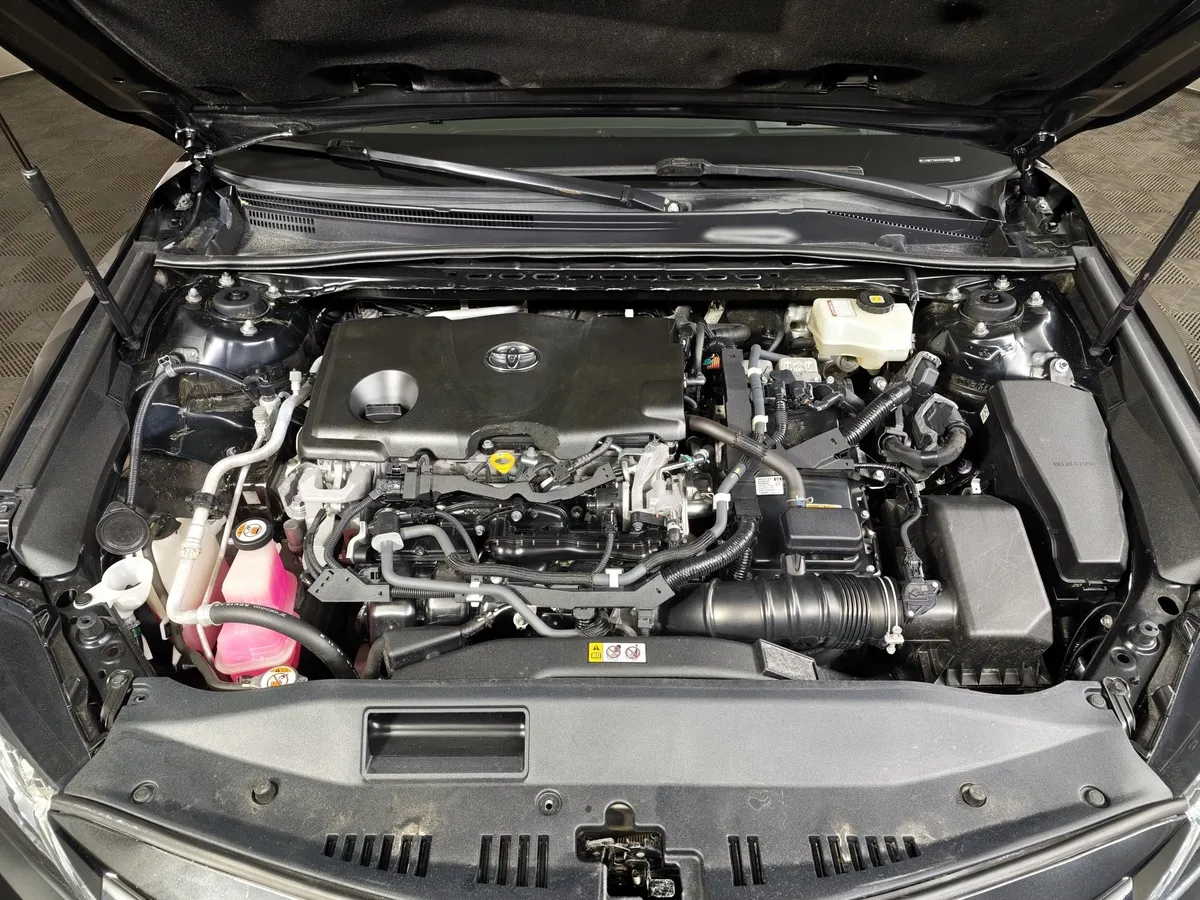 Toyota Camry 2.5 AT (200 л.с.) Черный в АВИЛОН. Слайд №11