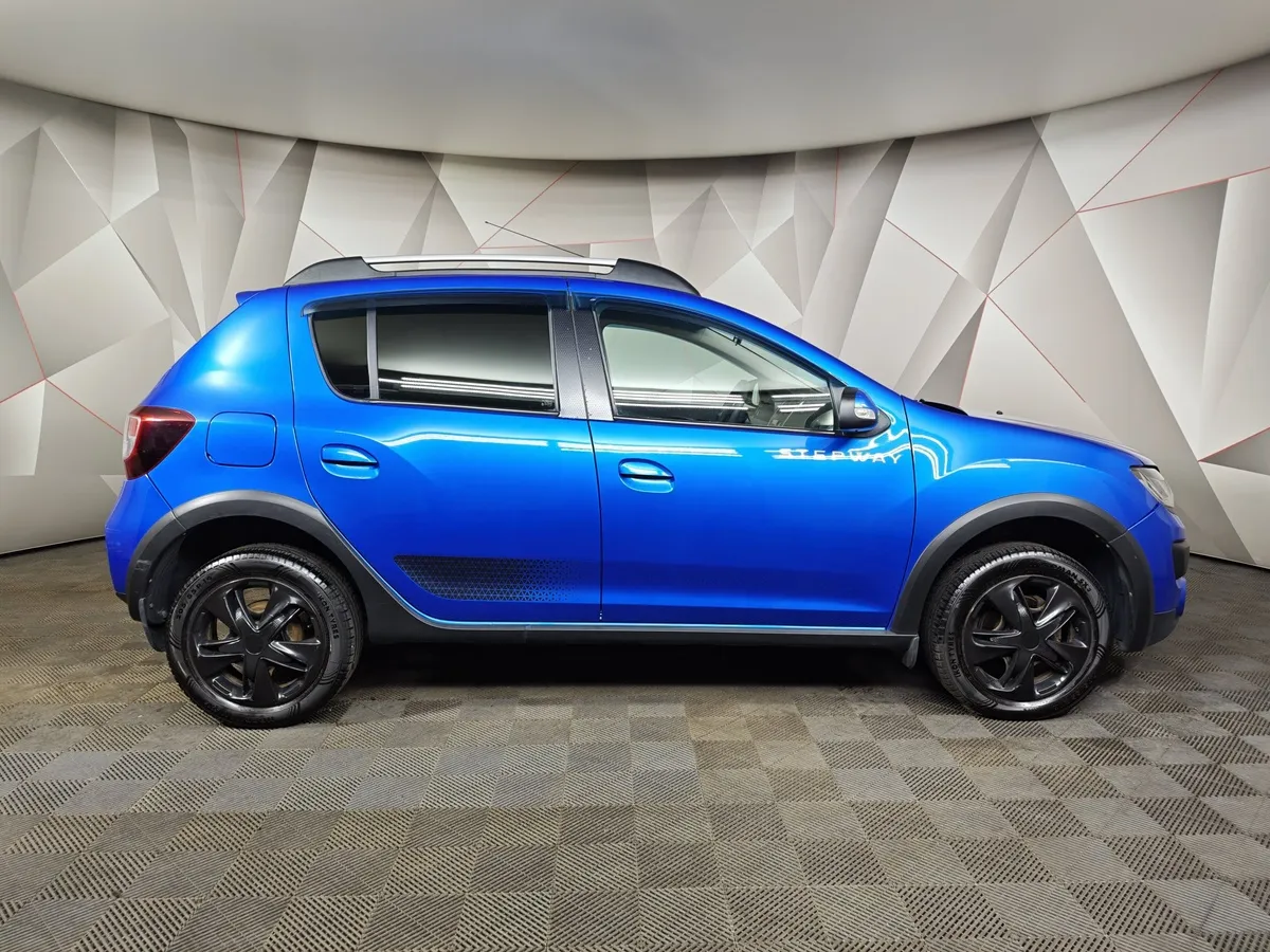 Renault Sandero 1.6 AT (103 л.с.) Stepway Синий в АВИЛОН. Слайд №6