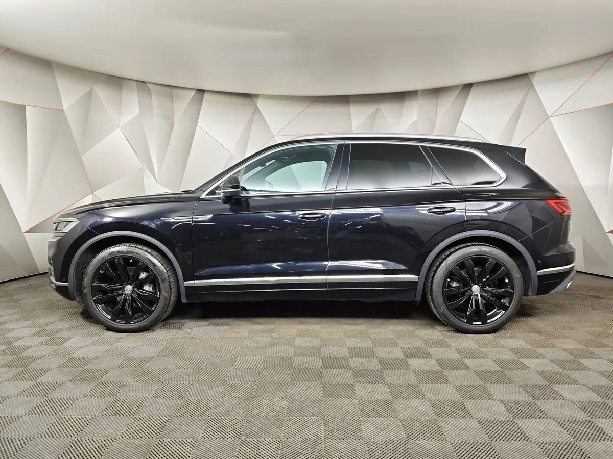 Volkswagen Touareg 2.0 TSI Tiptronic 4Motion (249 л.с.) Exclusive Черный в АВИЛОН. Слайд №5