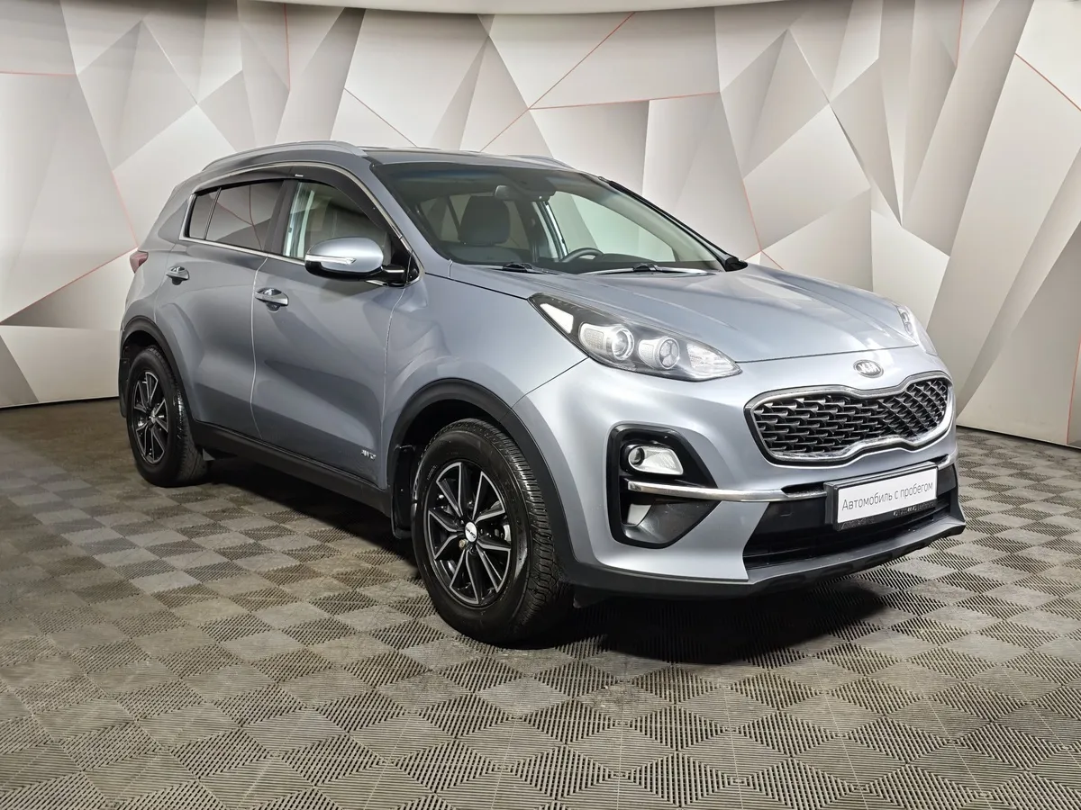 Kia Sportage 2.0 MPI AT 4WD (150 л.с.) Luxe Серебристый в АВИЛОН. Слайд №3