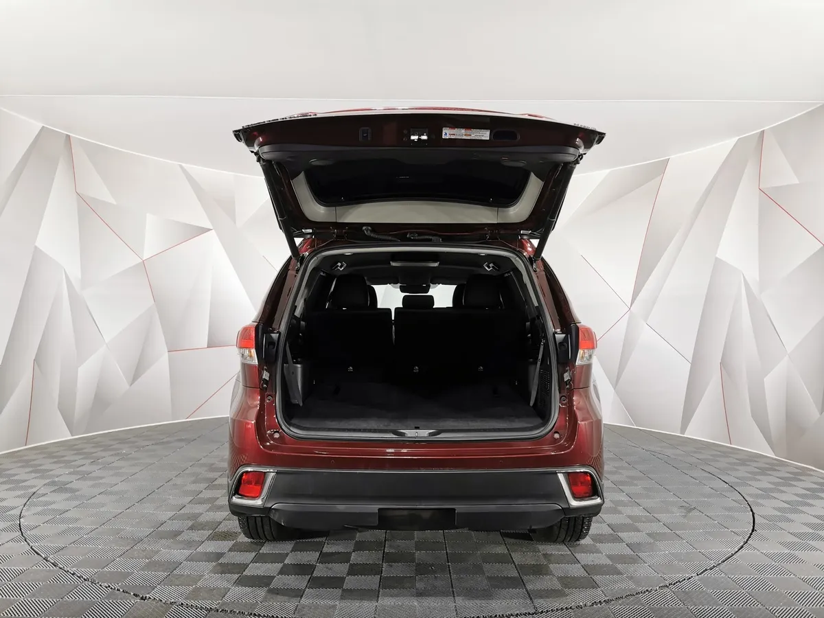 Toyota Highlander 3.5 AT AWD (249 л.с.) Престиж Красный в АВИЛОН. Слайд №11