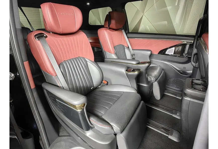 GAC M8 2.0T AT (231 л.с.) GX Premium Черный в АВИЛОН. Слайд №13